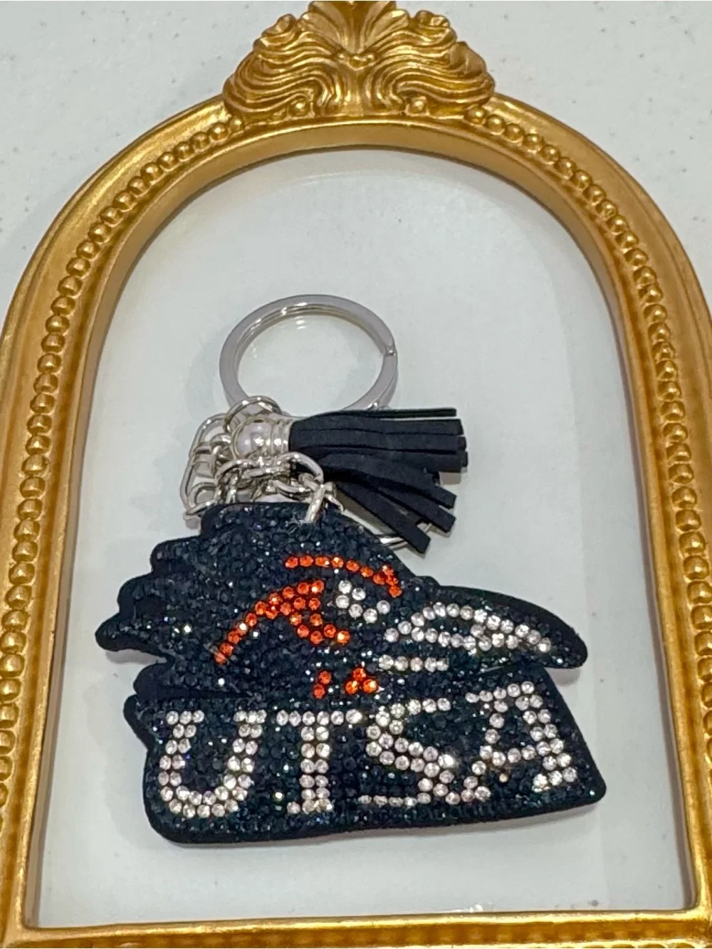 unbranded black crystal